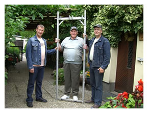 Symbolische Übergabe der Dachdeckerei-Dachklempnerei GmbH 
